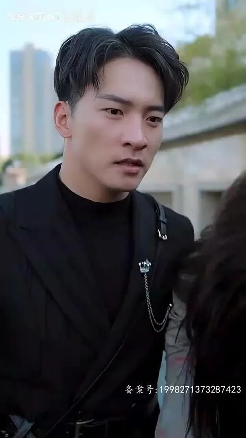 至尊神皇海报