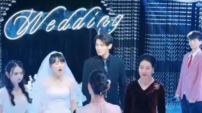 离婚当天，前夫跪求我复合海报